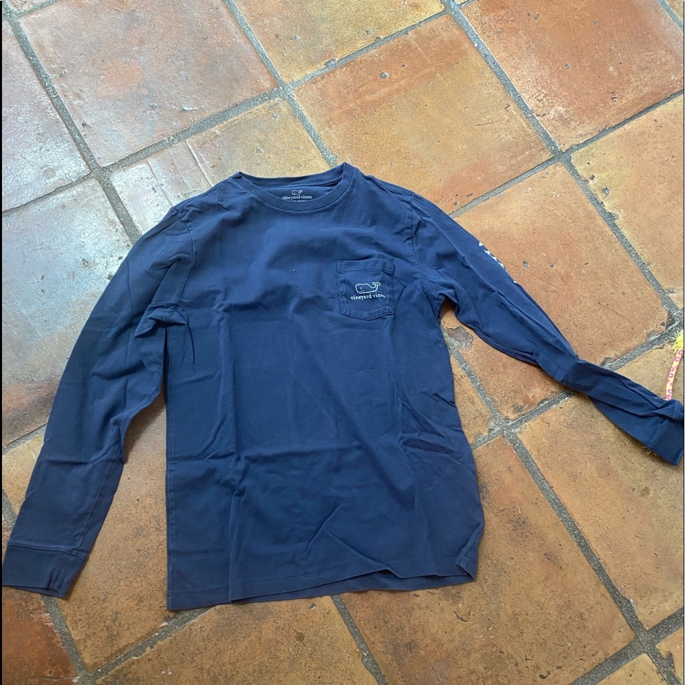 vineyard vines navy long sleeve